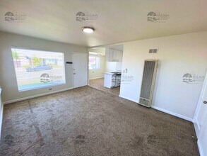 3830 Boren St in San Diego, CA - Building Photo - Building Photo