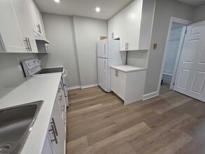 40 Connaught St in Kingston, ON - Building Photo - Building Photo