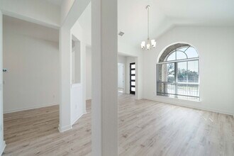 4313 Deer Lake Ln in Georgetown, TX - Building Photo - Building Photo