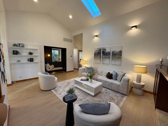 property at 128 Alamo Sq
