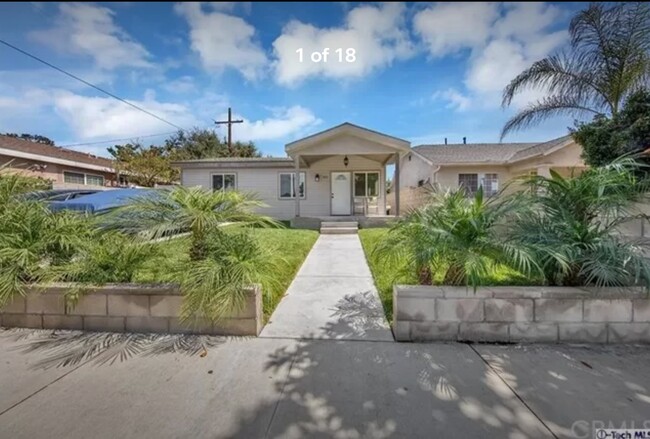 1010 Florence Pl in Glendale, CA - Foto de edificio - Building Photo