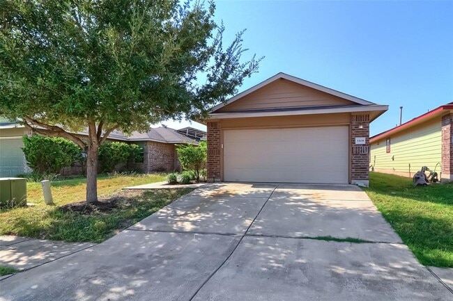 property at 3308 Barksdale Dr