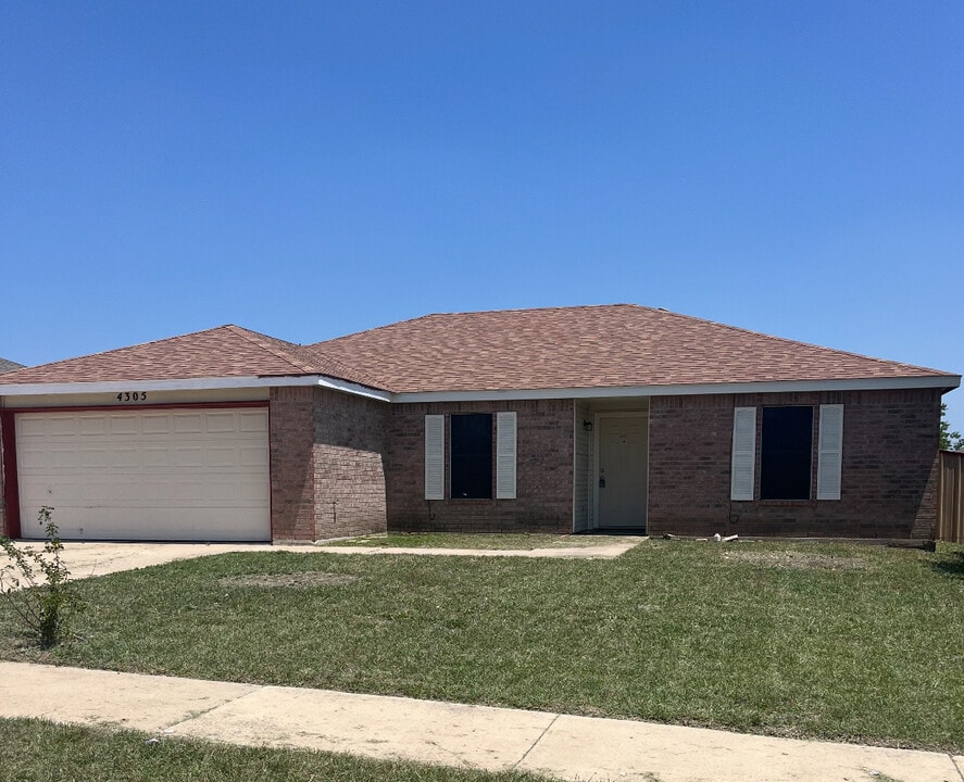 4305 Hank Dr in Killeen, TX - Building Photo