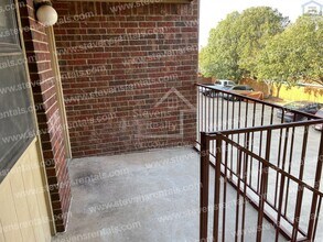 1912 SW D Ave in Lawton, OK - Foto de edificio - Building Photo