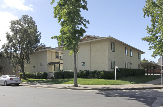 LA Alaneda in Morgan Hill, CA - Building Photo - Building Photo