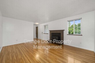 9231 S K St in Tacoma, WA - Building Photo - Building Photo