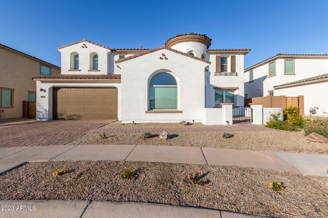 14038 W Desert Hollow Dr in Surprise, AZ - Building Photo - Building Photo