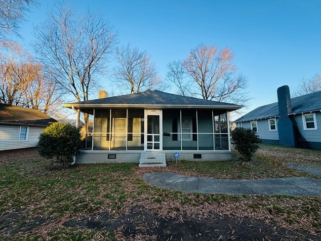 property at 409 N Crigler St