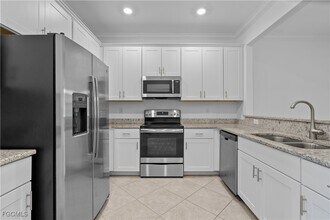 12572 Westhaven Way in Ft. Myers, FL - Building Photo - Building Photo