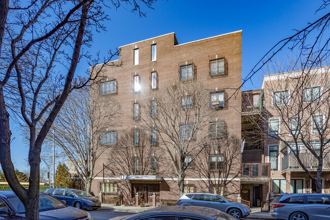 105 Hewes St in Brooklyn, NY - Building Photo - Building Photo