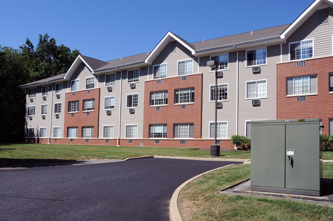 Gables at West Windsor in Princeton Junction, NJ - Building Photo - Building Photo