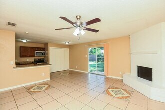 3713 Arnold Dr in Fort Worth, TX - Foto de edificio - Building Photo