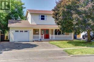 5 Pennywood Rd in Brampton, ON - Building Photo