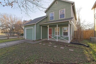 1102 E 3rd St in Georgetown, TX - Building Photo - Building Photo