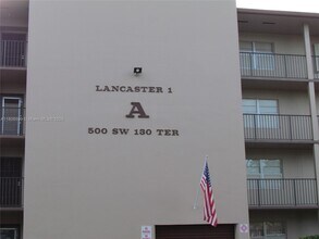 500 SW 130th Terrace in Pembroke Pines, FL - Building Photo - Building Photo
