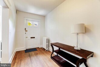 2015 Allen Pl NW in Washington, DC - Building Photo - Building Photo