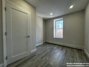 90 Hammond St in Boston, MA - Building Photo - Building Photo
