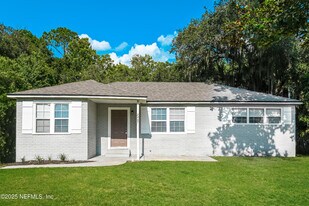 2647 Barrett Rd in Jacksonville, FL - Building Photo