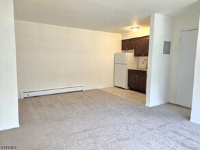 1041 Ridge St in Phillipsburg, NJ - Building Photo - Building Photo