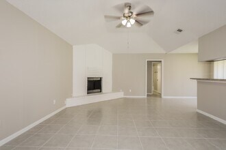 16919 Amidon Dr in Spring, TX - Building Photo - Building Photo