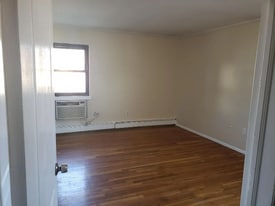 401 US-22 in North Plainfield, NJ - Building Photo