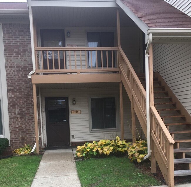 17910 Phyllis St Rentals in Roseville, MI