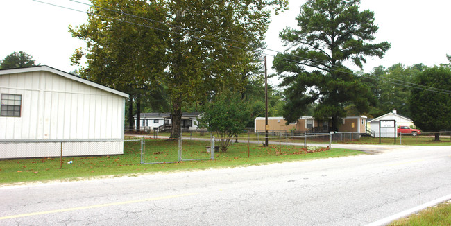 100 Barr Cir in Lexington, SC - Foto de edificio - Building Photo