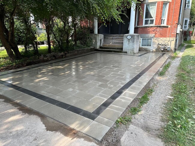 property at 19 Tyndall Av