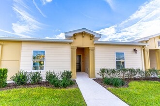 Kensington at Old Kings Senior Living in Palm Coast, FL - Foto de edificio - Building Photo
