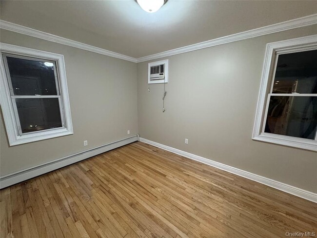 7 Cammerer Ave, Unit 2B in East Rockaway, NY - Building Photo - Building Photo