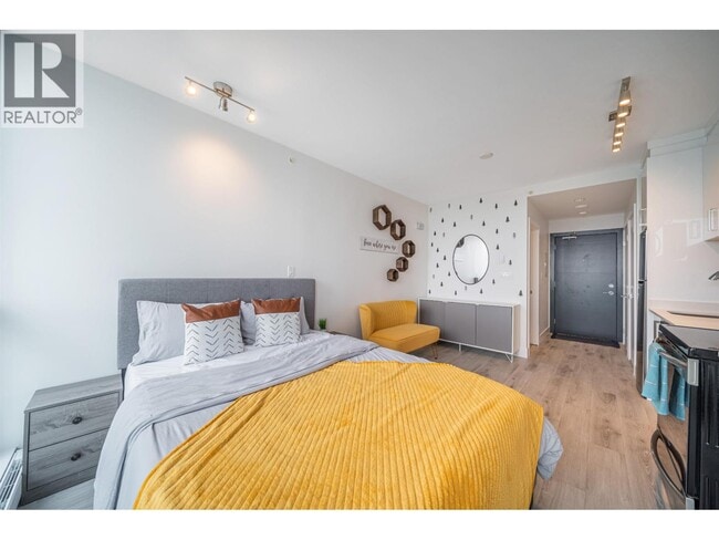 property at 3588 Sawmill Cres