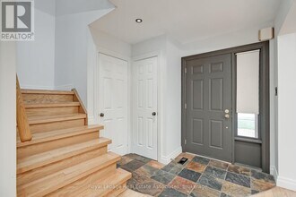 43 Corkett Dr in Brampton, ON - Building Photo - Building Photo