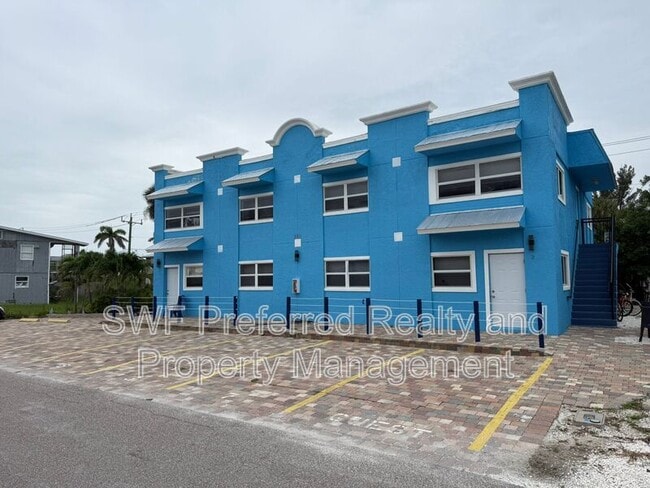 property at 222 Fairweather Ln