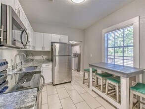 728 E Hanlon St in Tampa, FL - Building Photo - Building Photo