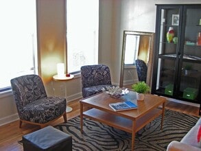 4 Westwood Dr, Unit 1011 in Stamford, CT - Building Photo - Building Photo