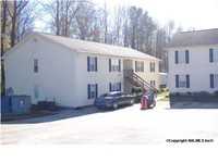 Governor's Place Apartments in Albertville, AL - Foto de edificio - Building Photo