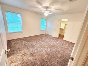 1102 Turkey Creek Ct in Bridgeport, TX - Building Photo - Building Photo