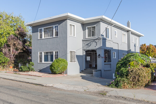 722 Rand Ave in Oakland, CA - Building Photo - Building Photo