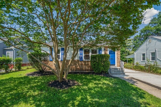 5010 Sheridan St in Riverdale Park, MD - Building Photo - Building Photo