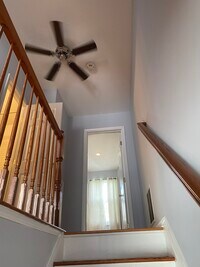 654 Melvin Dr photo'