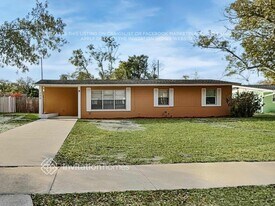 130 N Edgemon Ave, Unit 3 in Winter Springs, FL - Building Photo