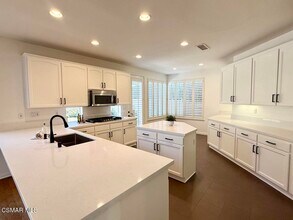 2659 Capella Way in Thousand Oaks, CA - Building Photo - Building Photo