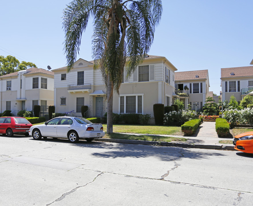 4002 W 7th St in Los Angeles, CA - Foto de edificio