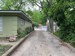3701 Austin Ave in Waco, TX - Building Photo - Building Photo