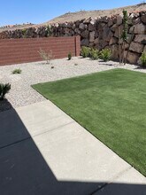 746 E Desert Cactus Dr in Washington, UT - Foto de edificio - Building Photo