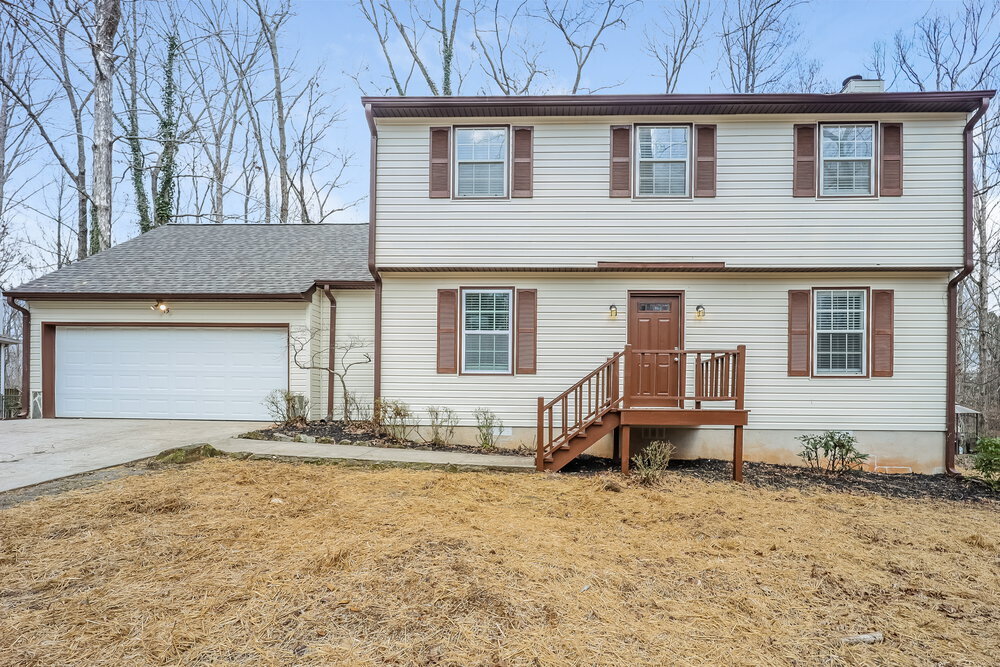 15 Valley Brook Dr in Newnan, GA - Building Photo