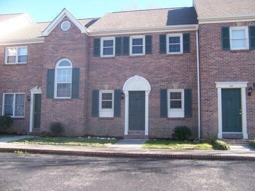 461 Bramblewood Ln in Knoxville, TN - Building Photo