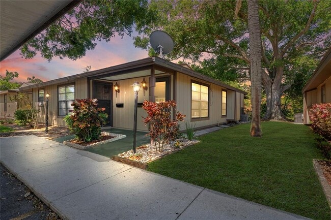 property at 1980 Tahitian Pl