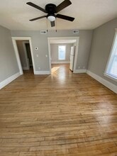 2901 28th Ave S, Unit Unit #2 in Minneapolis, MN - Foto de edificio - Building Photo