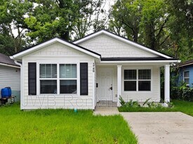 1740 W 9th St in Jacksonville, FL - Building Photo